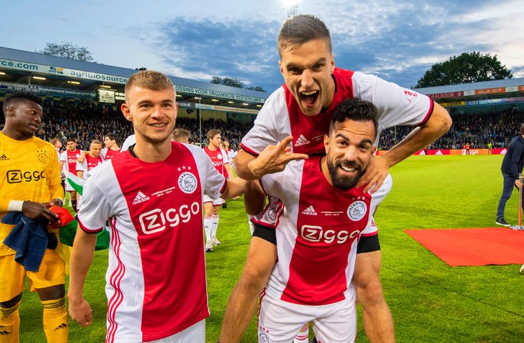 中率和团队 中率和团队